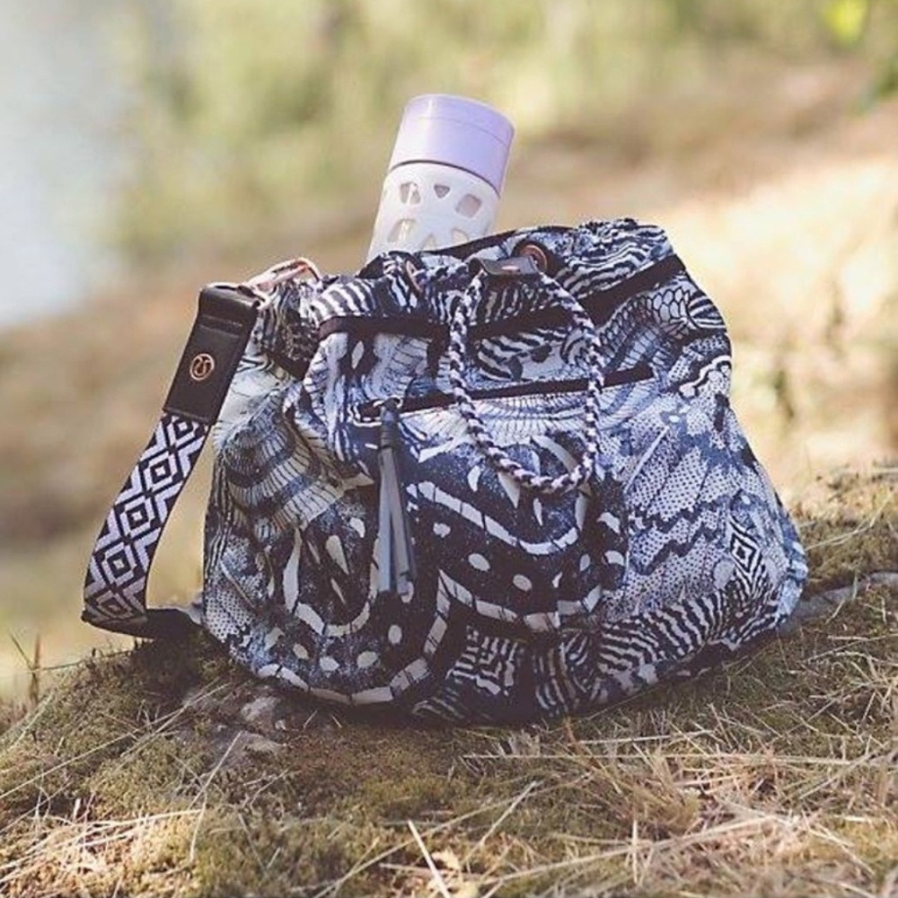 Lululemon Diversity Bag